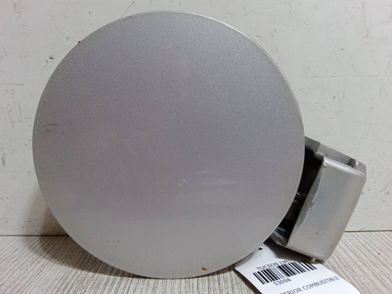 Recambio de tapa exterior combustible para hyundai tucson (jm) 2.0 crdi referencia OEM IAM   