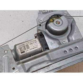 ELEVALUNAS ELECTRICO DELANTERO DERECHO 