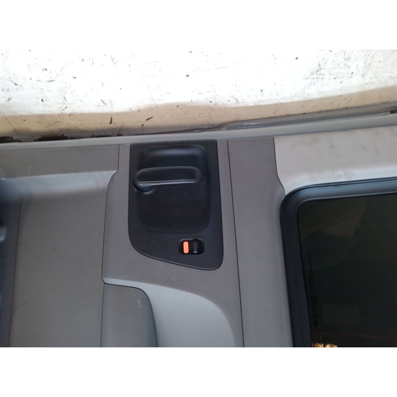 Recambio de puerta lateral corredera derecha para hyundai i800 se crdi auto euro6 a51az1 referencia OEM IAM   