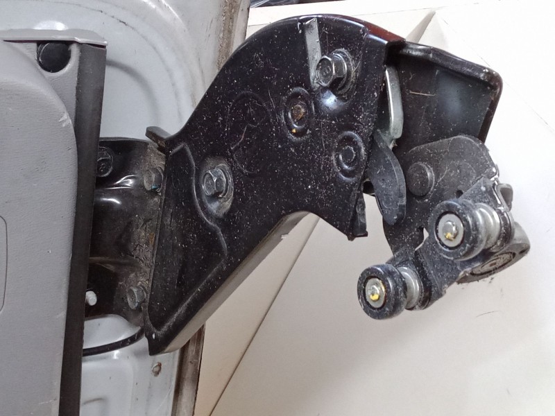 Recambio de puerta lateral corredera izquierda para hyundai i800 se crdi auto euro6 a51az1 referencia OEM IAM   