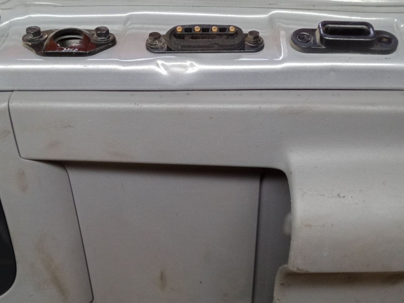 Recambio de puerta lateral corredera izquierda para hyundai i800 se crdi auto euro6 a51az1 referencia OEM IAM   