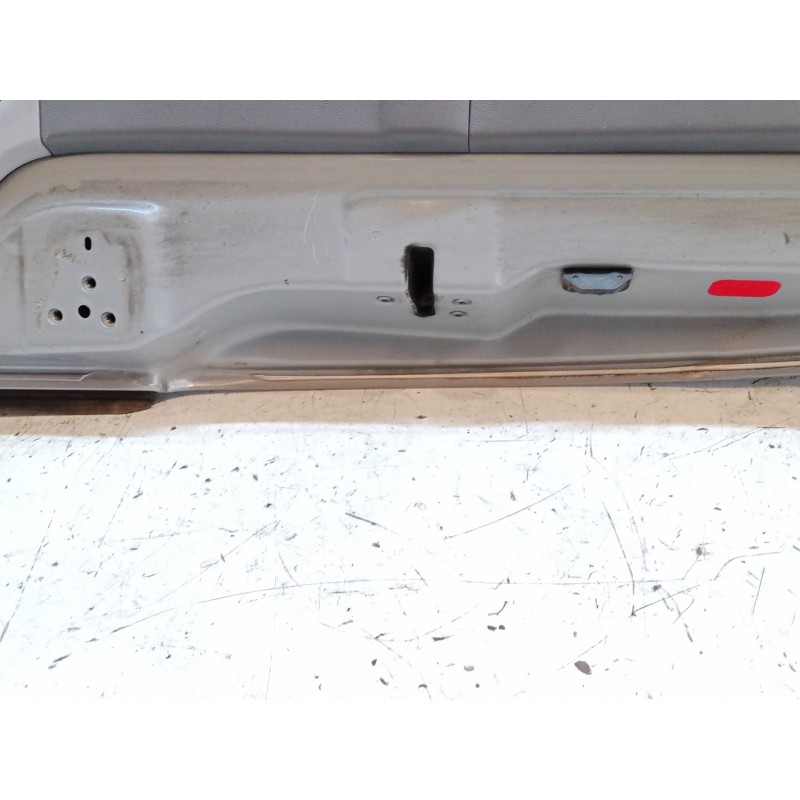 Recambio de puerta lateral corredera izquierda para hyundai i800 se crdi auto euro6 a51az1 referencia OEM IAM   