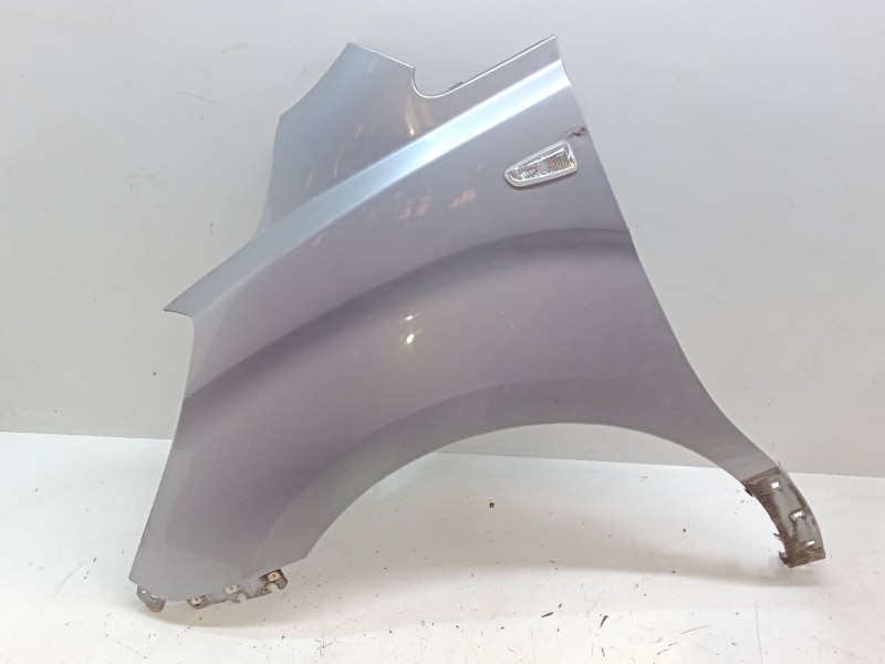 Recambio de aleta delantera izquierda para hyundai i800 se crdi auto euro6 a51az1 referencia OEM IAM   