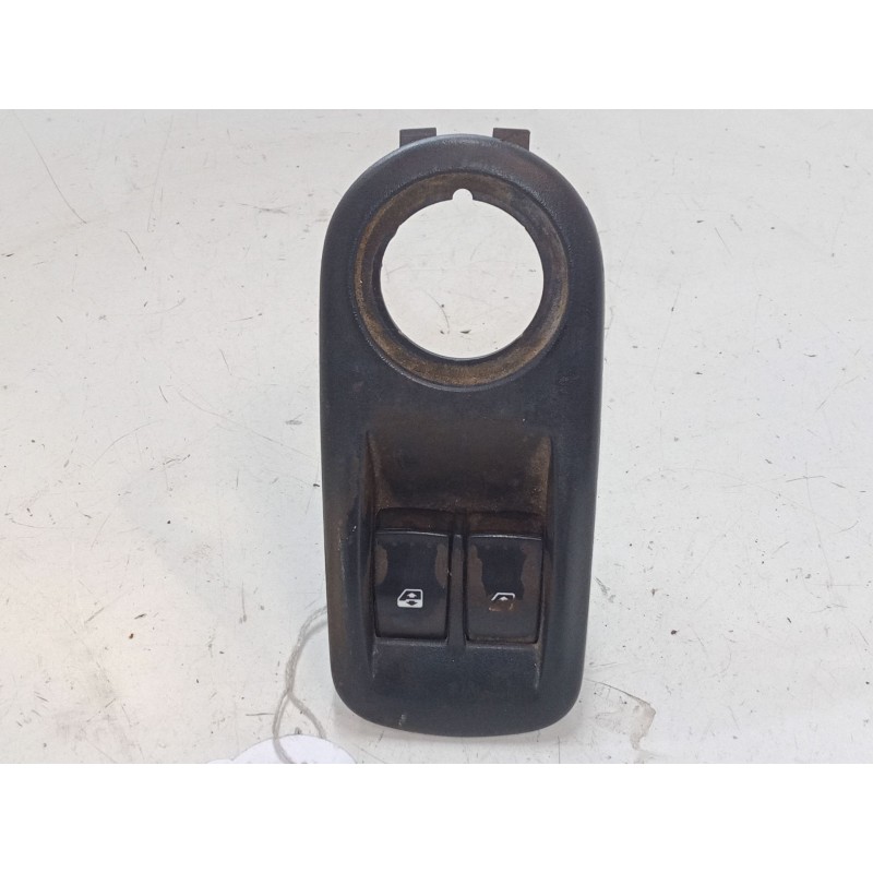 Recambio de mando elevalunas delantero izquierdo para opel vivaro a furgoneta (x83) 2.0 cdti (f7) referencia OEM IAM   