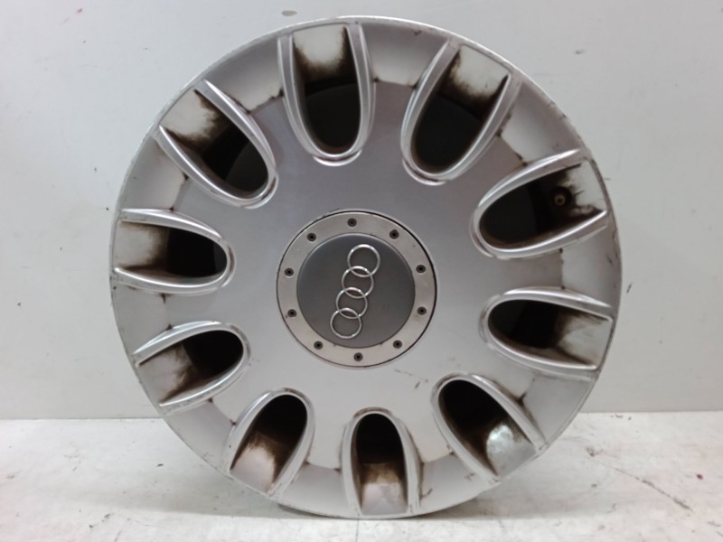 Recambio de llanta aluminio 17´´ para audi a8 d2 (4d2, 4d8) 3.7 quattro referencia OEM IAM 8J17H2ET43  