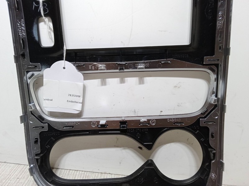 Recambio de embellecedor ( radio, clima ) consola central para renault clio iv (bh_) 1.5 dci 90 referencia OEM IAM   
