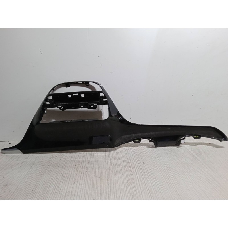 Recambio de embellecedor ( radio, clima ) consola central para peugeot 208 i (ca_, cc_) 1.2 vti 82 referencia OEM IAM 9673830077