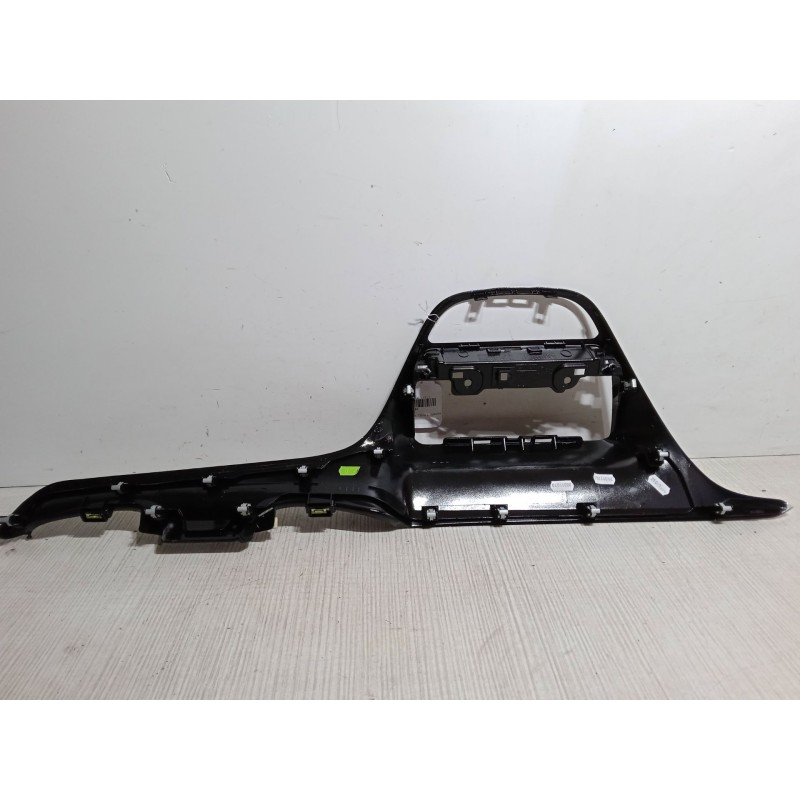 Recambio de embellecedor ( radio, clima ) consola central para peugeot 208 i (ca_, cc_) 1.2 vti 82 referencia OEM IAM 9673830077