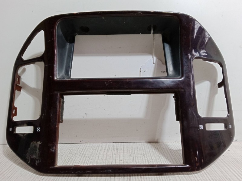 Recambio de embellecedor ( radio, clima ) consola central para mitsubishi montero iii canvas top (v6_w, v7_w) 3.2 di-d (v68w, v7