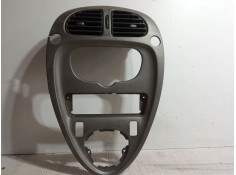 Recambio de embellecedor ( radio, clima ) consola central para citroën xsara picasso (n68) 2.0 hdi referencia OEM IAM 9631315877