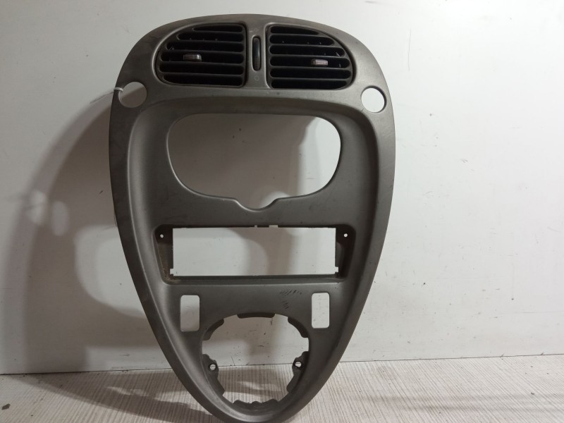 Recambio de embellecedor ( radio, clima ) consola central para citroën xsara picasso (n68) 2.0 hdi referencia OEM IAM 9631315877
