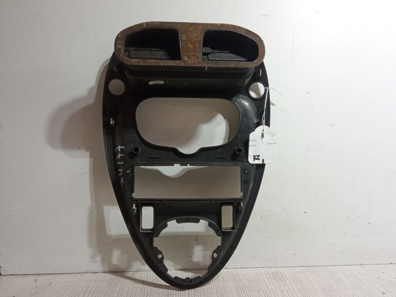 Recambio de embellecedor ( radio, clima ) consola central para citroën xsara picasso (n68) 2.0 hdi referencia OEM IAM 9631315877