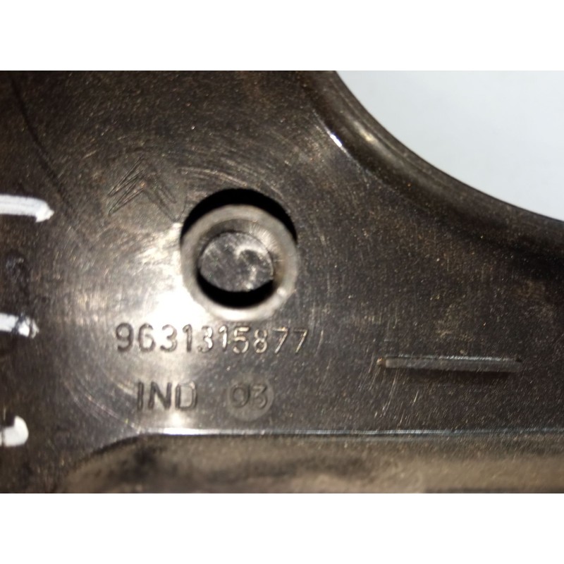 Recambio de embellecedor ( radio, clima ) consola central para citroën xsara picasso (n68) 2.0 hdi referencia OEM IAM 9631315877