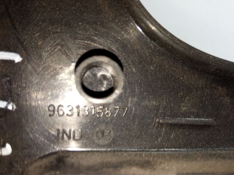 Recambio de embellecedor ( radio, clima ) consola central para citroën xsara picasso (n68) 2.0 hdi referencia OEM IAM 9631315877