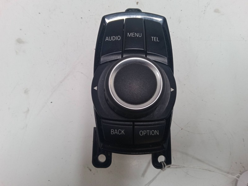 Recambio de mando radio para bmw 2 active tourer (f45) 220 d referencia OEM IAM 65829381678  