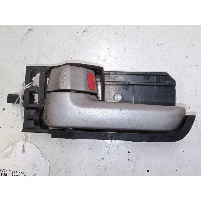 Recambio de maneta interior puerta trasera izquierda para suzuki swift iii (mz, ez) 1.3 ddis (rs 413d) referencia OEM IAM   