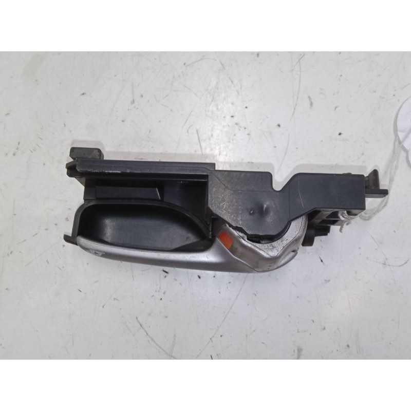 Recambio de maneta interior puerta delantera derecha para suzuki swift iii (mz, ez) 1.3 ddis (rs 413d) referencia OEM IAM   