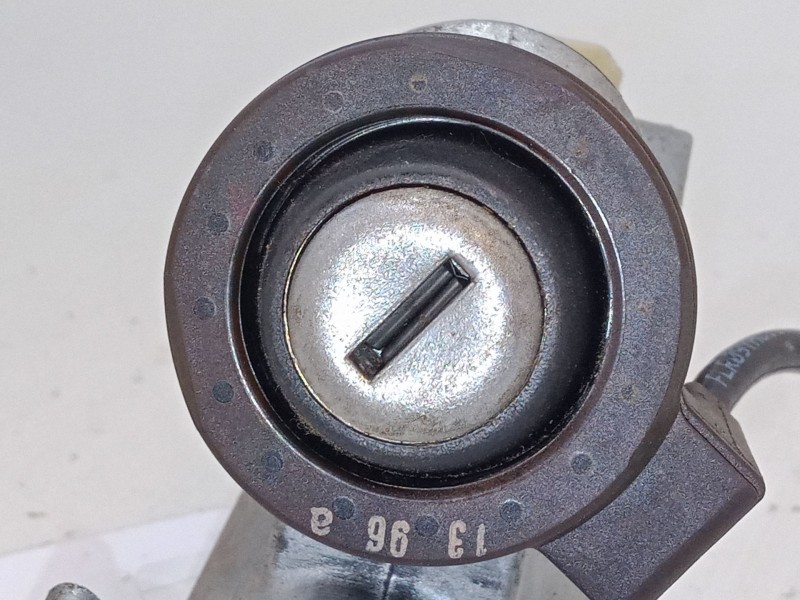 Recambio de clausor para volkswagen golf iii variant (1h5) 1.6 referencia OEM IAM 357905851D  KLS92