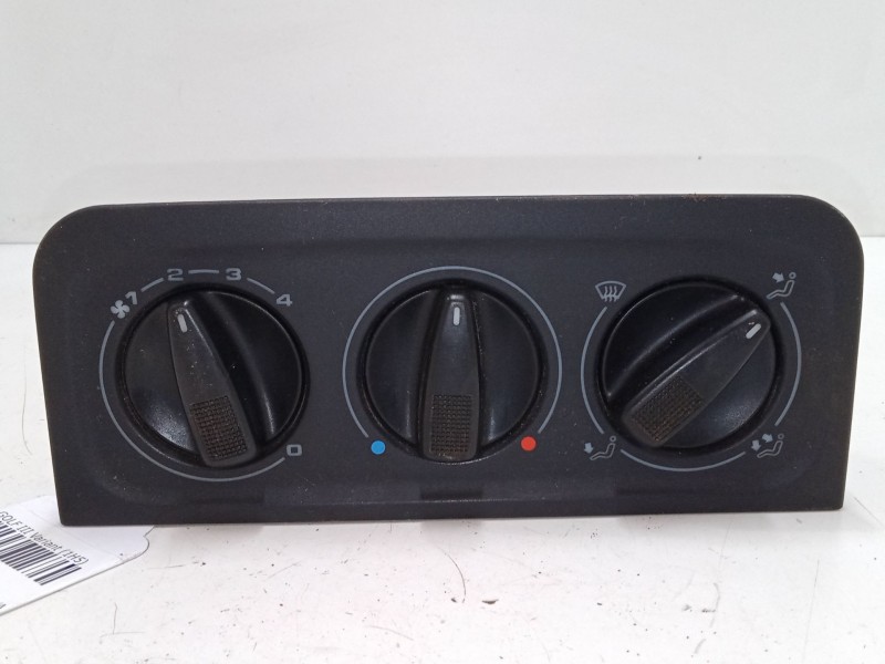 Recambio de mando calefaccion / a/a para volkswagen golf iii variant (1h5) 1.6 referencia OEM IAM 1H0819045C  