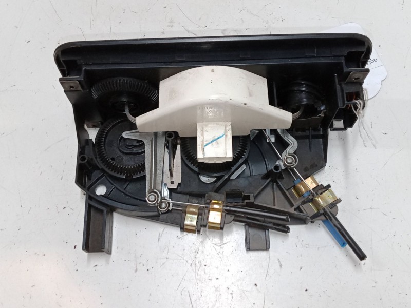 Recambio de mando calefaccion / a/a para volkswagen golf iii variant (1h5) 1.6 referencia OEM IAM 1H0819045C  