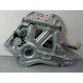 ELEVALUNAS ELECTRICO DELANTERO DERECHO 824604D000 