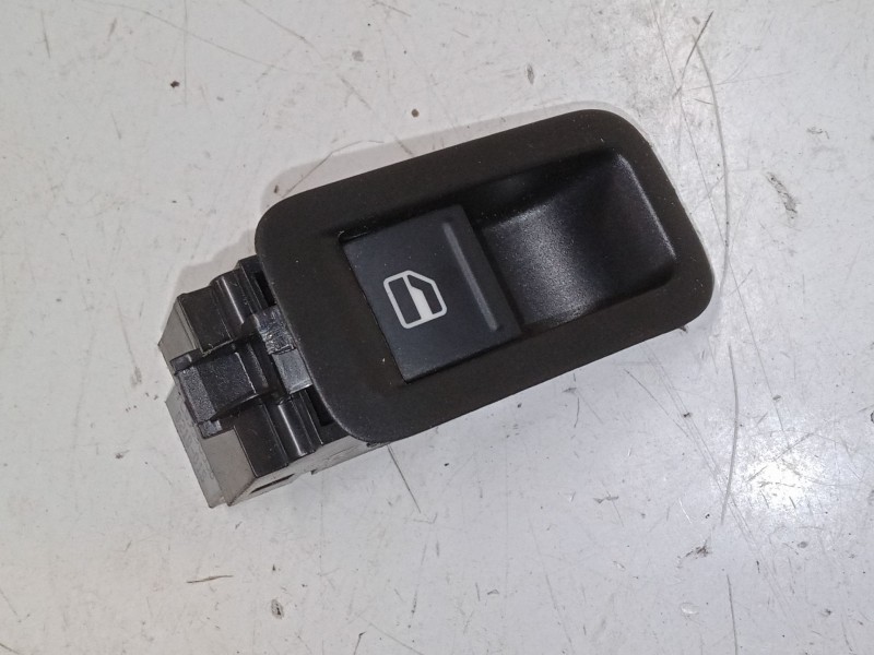 Recambio de mando elevalunas trasero izquierdo para volkswagen polo v (6r1, 6c1) 1.4 (6r1) referencia OEM IAM   