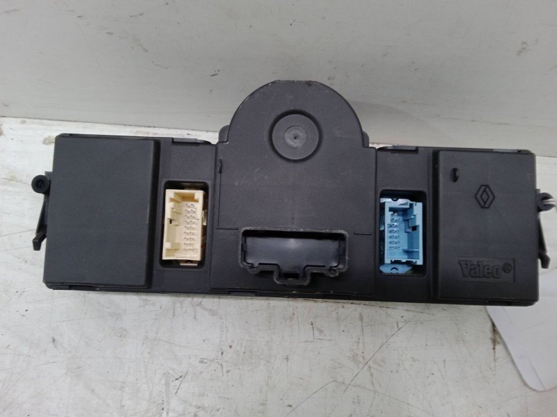 Recambio de mando climatizador para renault megane ii (bm0/1_, cm0/1_) 1.6 16v (bm0c, cm0c) referencia OEM IAM 8200344840  