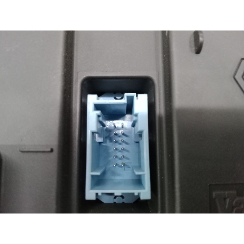 Recambio de mando climatizador para renault megane ii (bm0/1_, cm0/1_) 1.6 16v (bm0c, cm0c) referencia OEM IAM 8200344840  