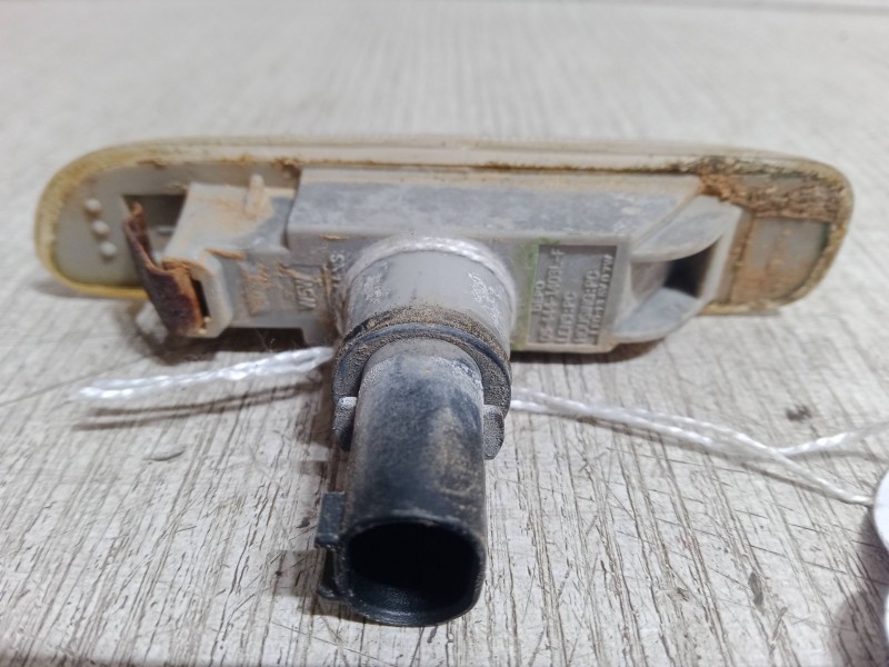 Recambio de intermitente lateral izquierdo para bmw 3 (e46) 320 d referencia OEM IAM   