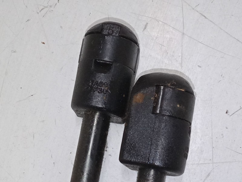 Recambio de amortiguadores malet/porton para ford fiesta iv (ja_, jb_) 1.3 i referencia OEM IAM   