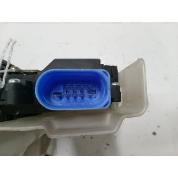 CERRADURA PUERTA DELANTERA IZQUIERDA 