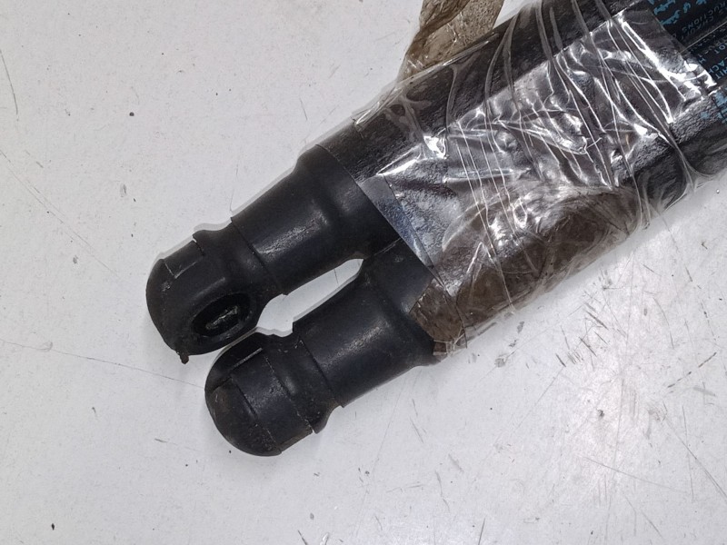 Recambio de amortiguadores capo para hyundai santa fé i (sm) 2.0 crdi referencia OEM IAM   