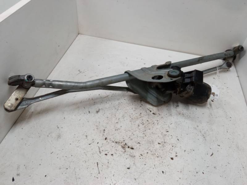 MOTOR LIMPIA DELANTERO 