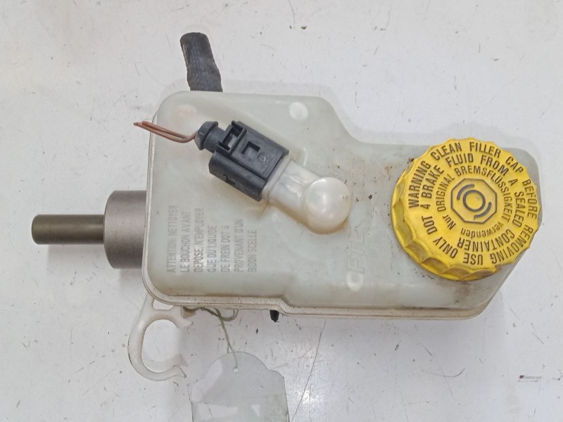 Recambio de bomba freno para volkswagen polo (9n_, 9a_) 1.2 referencia OEM IAM   