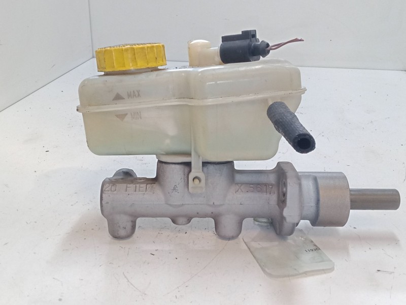 Recambio de bomba freno para volkswagen polo (9n_, 9a_) 1.2 referencia OEM IAM   
