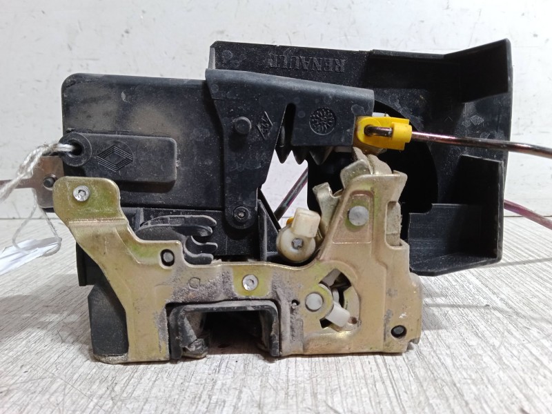Recambio de cerradura puerta delantera derecha para renault laguna i (b56_, 556_) 1.8 (b56a/b) referencia OEM IAM   