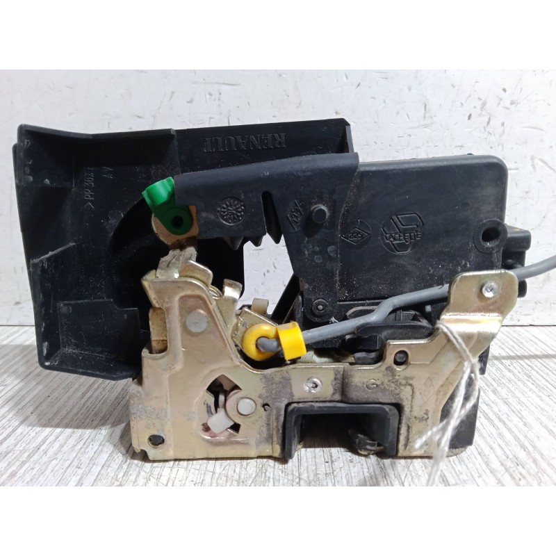 Recambio de cerradura puerta delantera izquierda para renault laguna i (b56_, 556_) 1.8 (b56a/b) referencia OEM IAM   