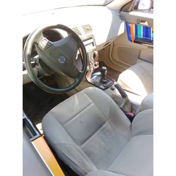 VOLVO V50 (545)