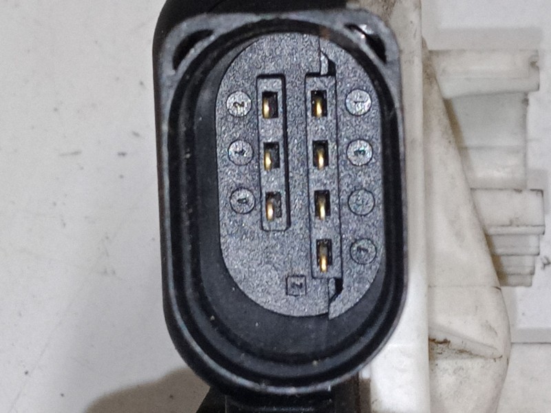 Recambio de cerradura puerta delantera izquierda para skoda superb ii station wagon (3t5) 2.0 tdi 16v referencia OEM IAM 5N18370