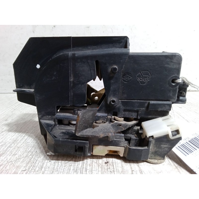 Recambio de cerradura puerta trasera derecha para renault laguna i (b56_, 556_) 1.8 (b56a/b) referencia OEM IAM   