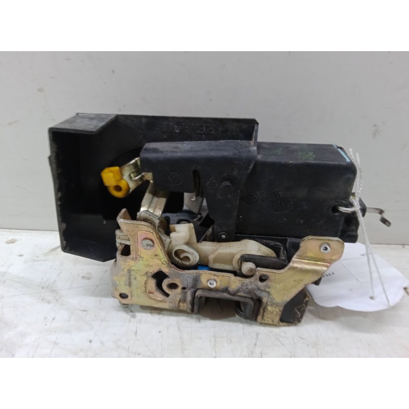 Recambio de cerradura puerta trasera izquierda para renault laguna i (b56_, 556_) 1.8 (b56a/b) referencia OEM IAM   