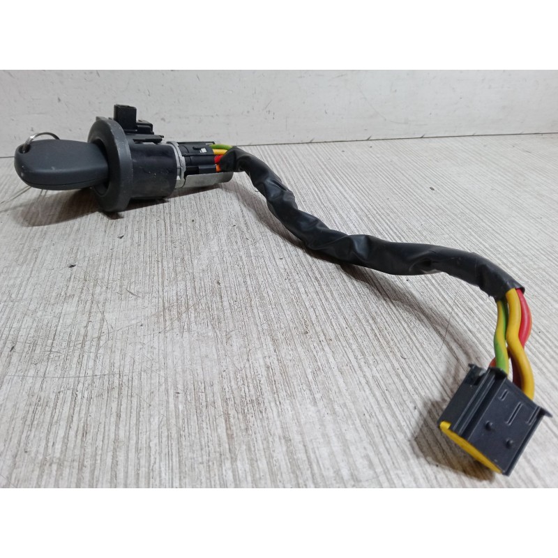 Recambio de clausor para dacia sandero 1.4 (bs0c, bs0a, bs0g, bs1f, bs0e) referencia OEM IAM 8200826300  17490601