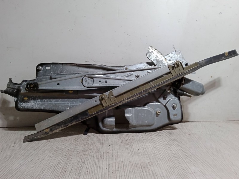 Recambio de elevalunas delantero izquierdo para renault laguna i (b56_, 556_) 1.8 (b56a/b) referencia OEM IAM   