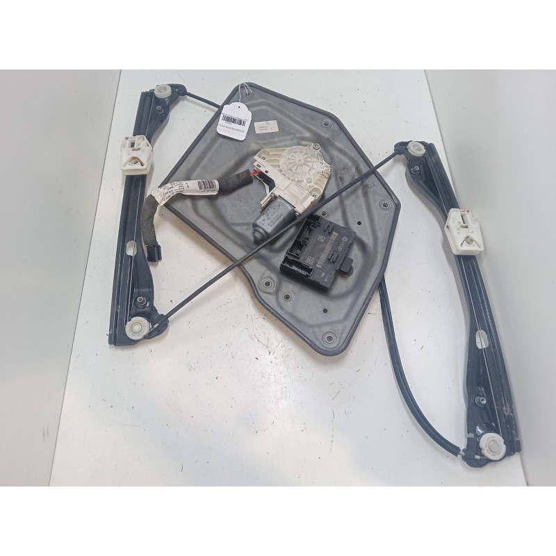 Recambio de elevalunas electrico delantero derecho para skoda superb ii station wagon (3t5) 2.0 tdi 16v referencia OEM IAM 8XO95