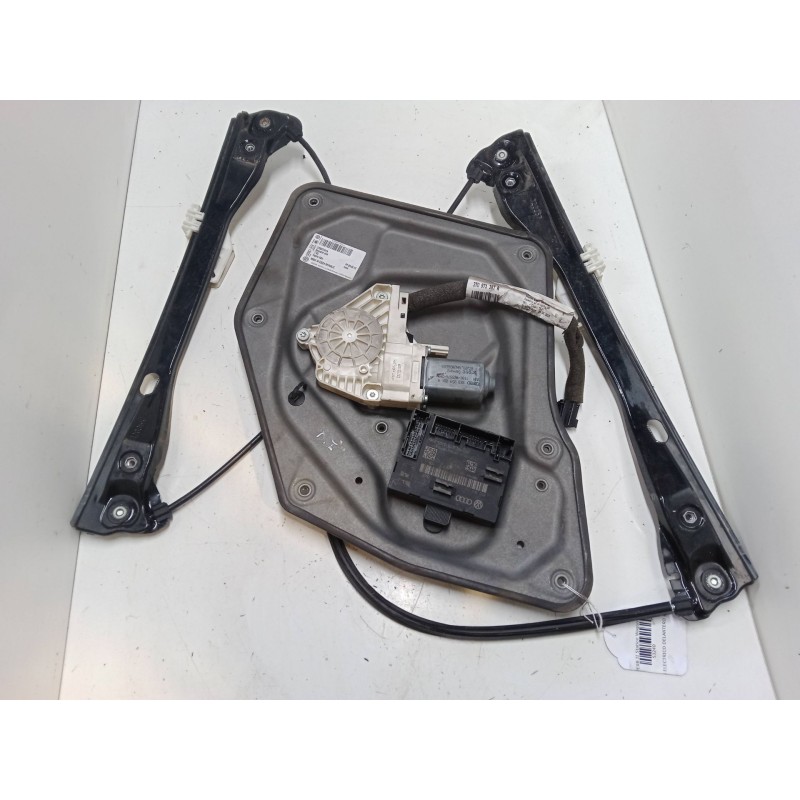 Recambio de elevalunas electrico delantero izquierdo para skoda superb ii station wagon (3t5) 2.0 tdi 16v referencia OEM IAM 8X0