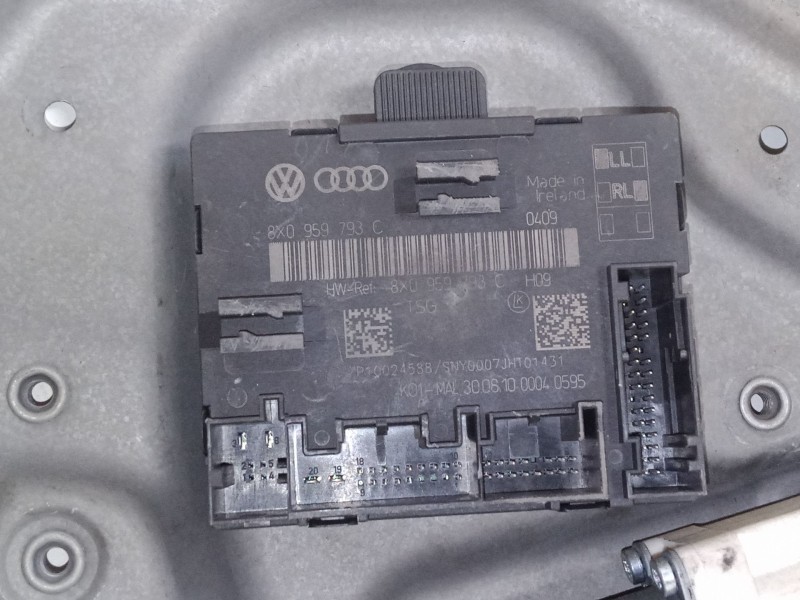 Recambio de elevalunas electrico delantero izquierdo para skoda superb ii station wagon (3t5) 2.0 tdi 16v referencia OEM IAM 8X0