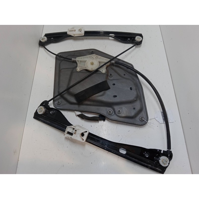 Recambio de elevalunas electrico delantero izquierdo para skoda superb ii station wagon (3t5) 2.0 tdi 16v referencia OEM IAM 8X0