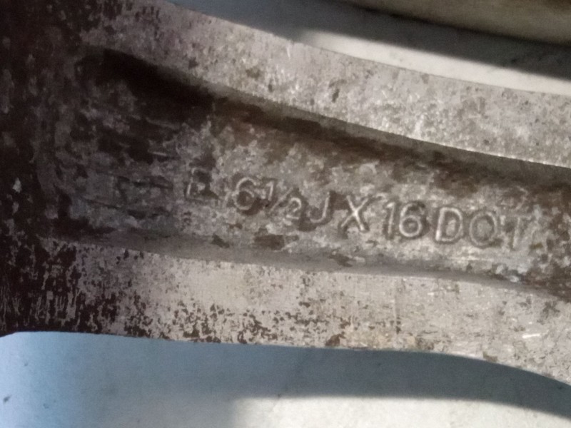 Recambio de llanta aluminio 16´´ para kia sportage ii (je_, km_) 2.0 crdi referencia OEM IAM E6.5XJ16  