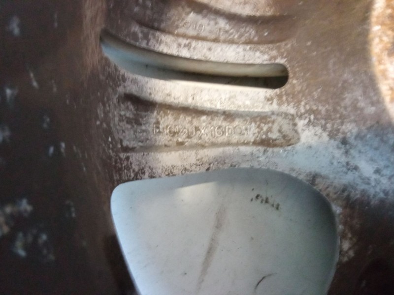 Recambio de llanta aluminio 16´´ para kia sportage ii (je_, km_) 2.0 crdi referencia OEM IAM E6.5XJ16  