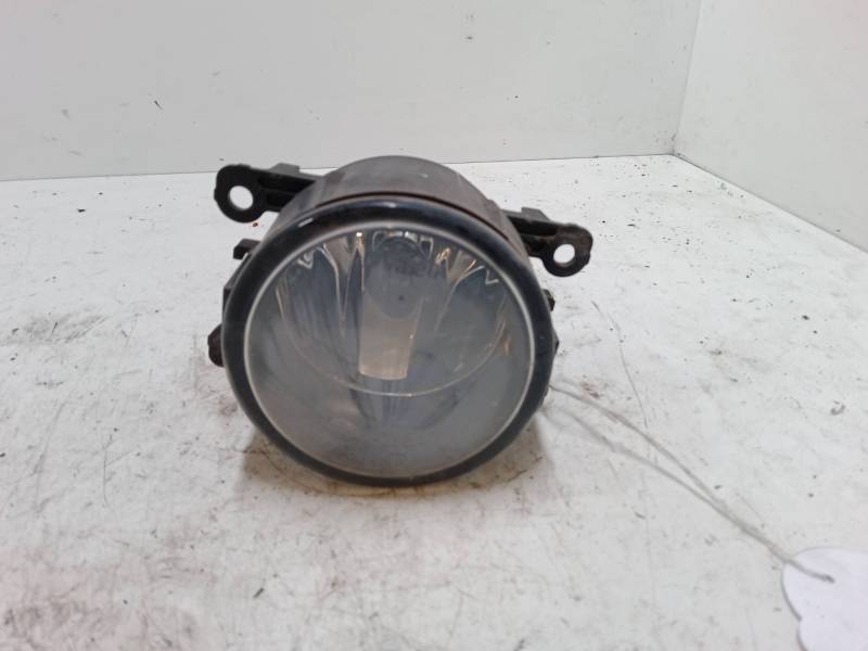FARO ANTINIEBLA IZQUIERDO 